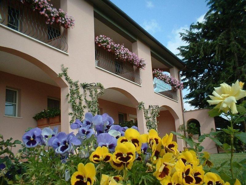 Il Melograno Country House Hotel Сатурния Екстериор снимка