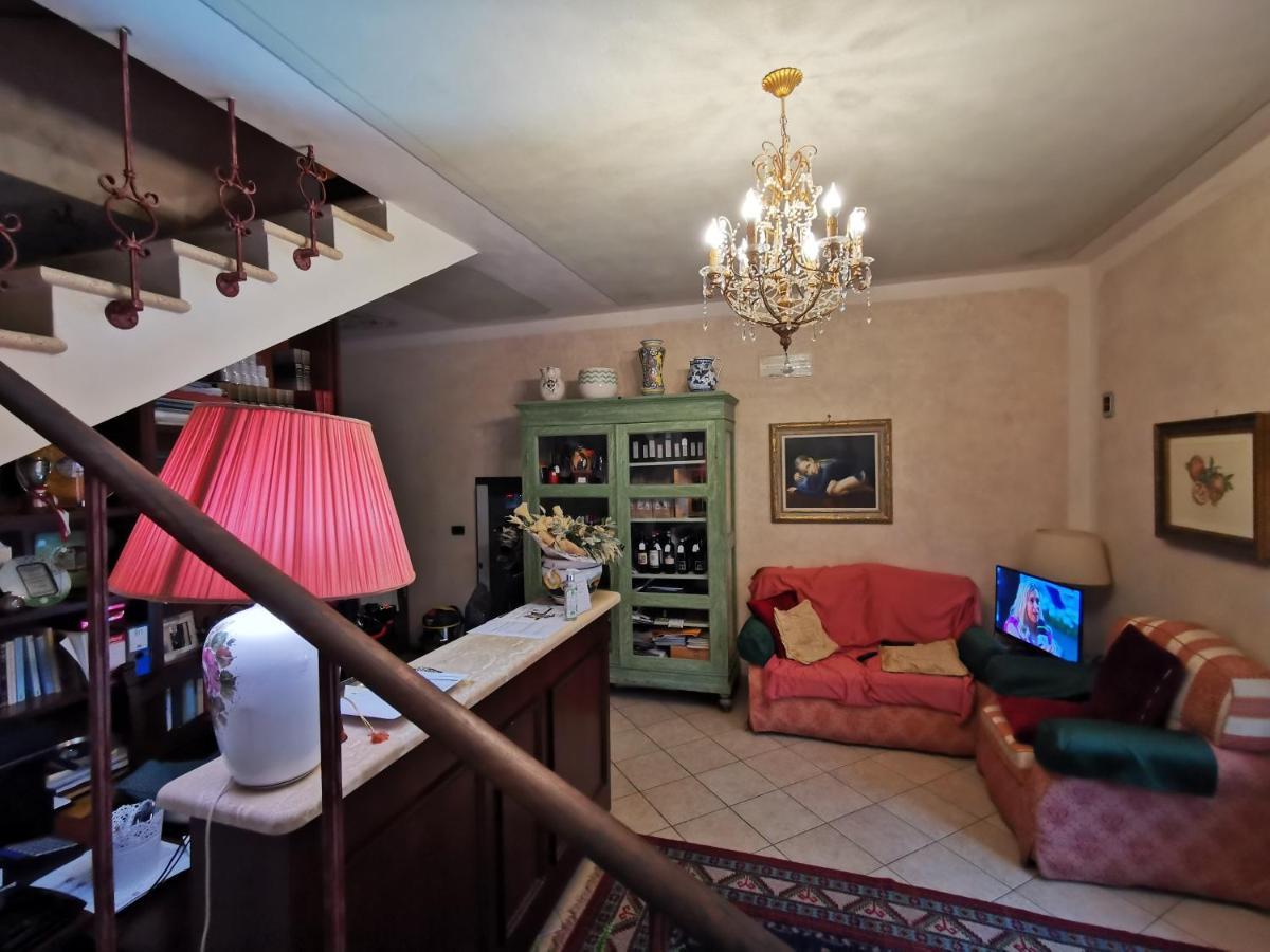 Il Melograno Country House Hotel Сатурния Екстериор снимка